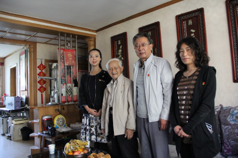 中共青海省第三建筑工程有限公司支部委員會(huì)開(kāi)展“走訪慰問(wèn)暖人心，紅色精神永傳承”活動(dòng)